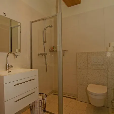 Holiday home Nijmegen Erlecom